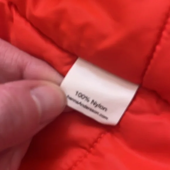 Hanna Andersson Reversible Puffer Vest Size 120 - Picture 6 of 14